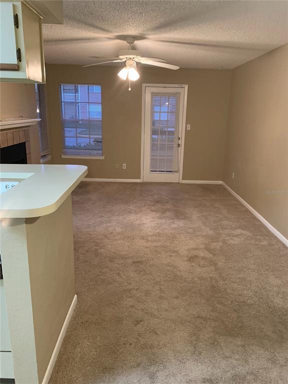 Foto del edificio - 4350 Perkinshire Ln