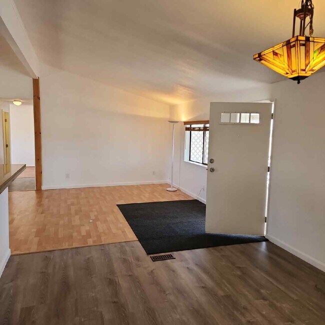 Building Photo - 1791 Scales Way