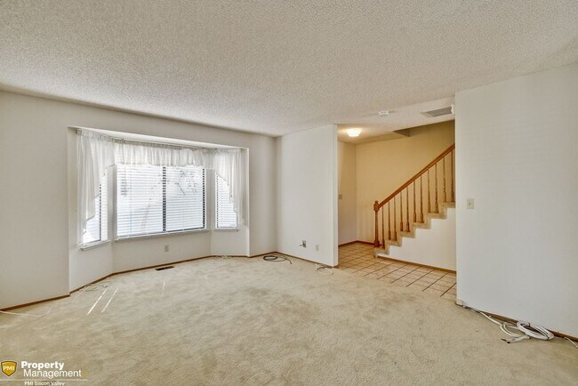Building Photo - 895 Quince Ave  7 Santa Clara 95051