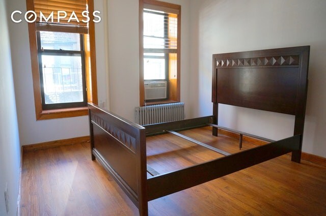 Building Photo - 56-58 MacDougal St