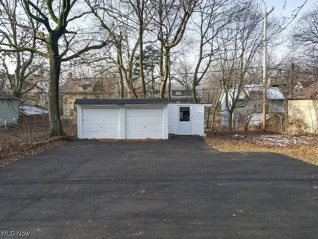 Foto del edificio - 1686 Lee Rd