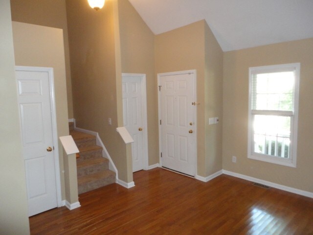 Foto del edificio - 12524 Waterlow Park Ln