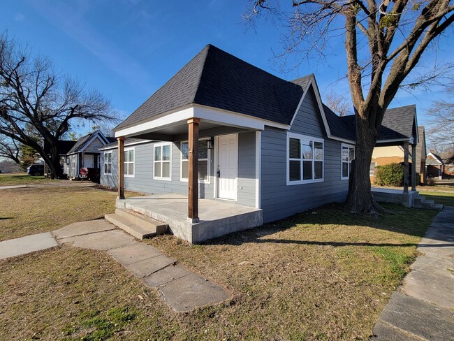 Foto del edificio - 4701 N McKinley Ave