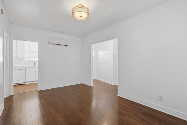 Building Photo - 4407 Melbourne Ave