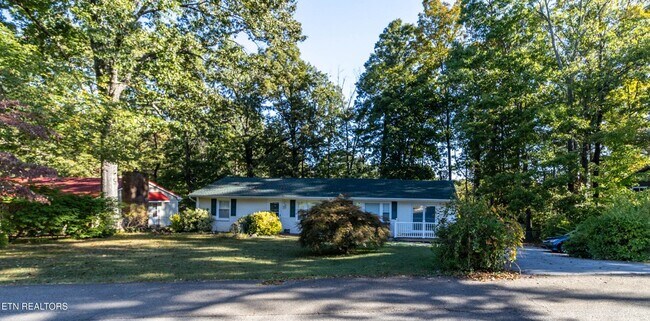 Foto del edificio - 5707 Scenic Ridge Rd