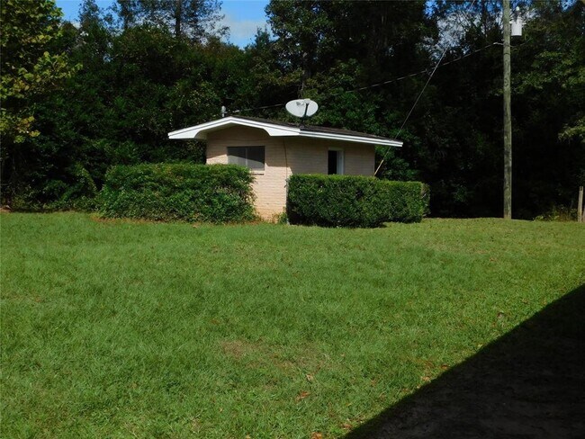 Building Photo - 1300 US-69