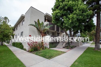 Building Photo - 501 N Kings Rd