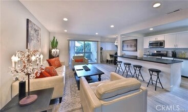 Building Photo - 4632 Park Granada