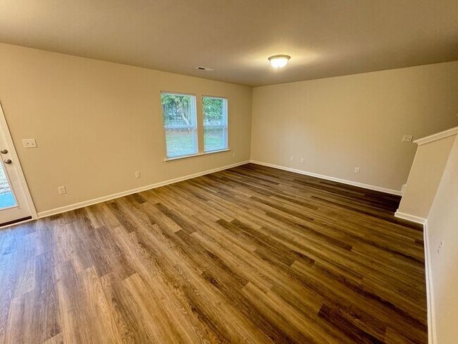 Foto del edificio - Beautiful NEW-CONSTRUCTION Goldsboro Home