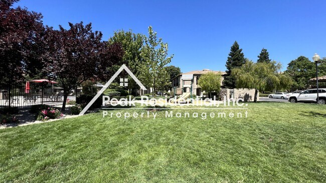 Foto del edificio - Spacious 2bd/2ba North Natomas Condo
