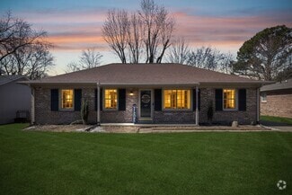 Building Photo - 917 Springmont Dr