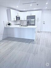 Building Photo - 575 Crandon Blvd