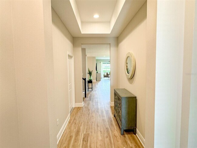 Building Photo - 5606 Orange Orchard Dr
