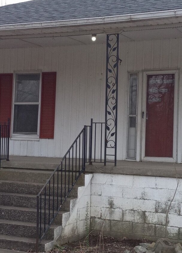 Foto principal - 906 W Reservoir Ave