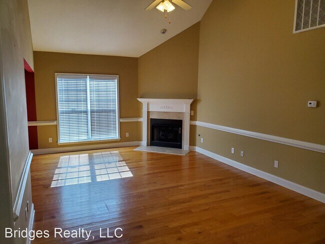 Building Photo - 3 br, 2 bath House - 808 Tyler Woods Drive