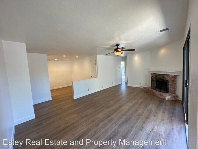 Building Photo - 2 br, 2 bath House - 1138 Grove Circle