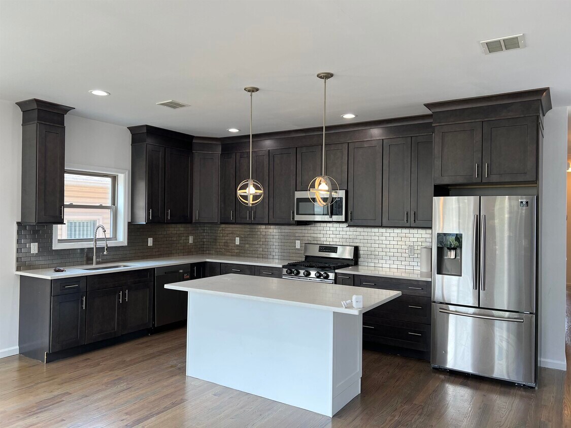 Foto principal - 5107 Meadowview Ave