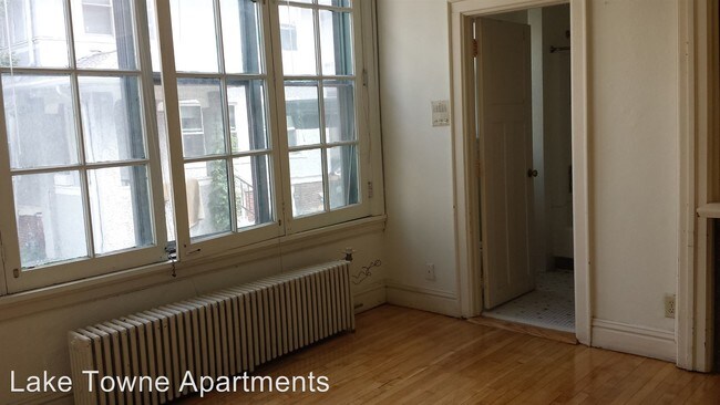 Building Photo - 2 br, 1 bath Apartment - 612 Howard Place