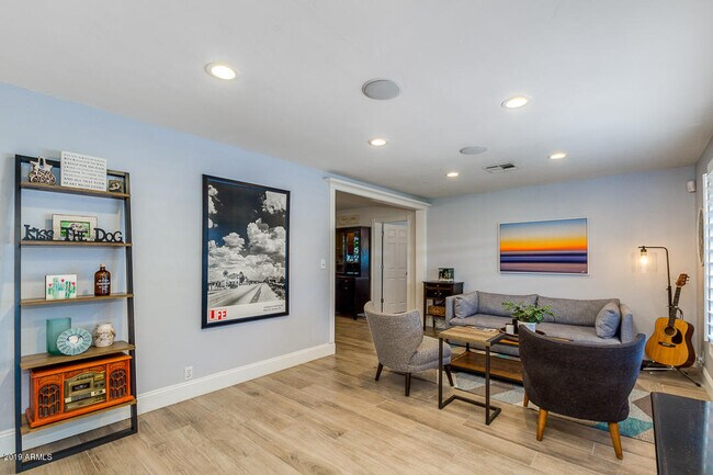 Foto del edificio - 4113 E Minnezona Ave