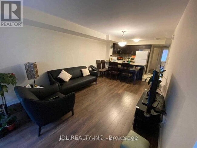 Building Photo - 15-2915 Westmeath Ln
