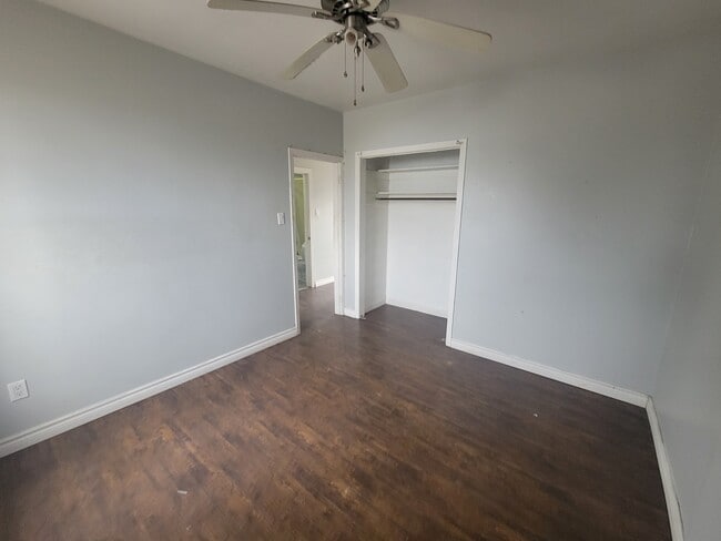 Building Photo - 17 Duke St