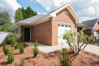 Building Photo - 1613 Over Cup Cir