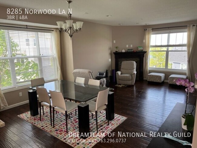 Foto del edificio - Rare maple grove 4 bed townhouse!!