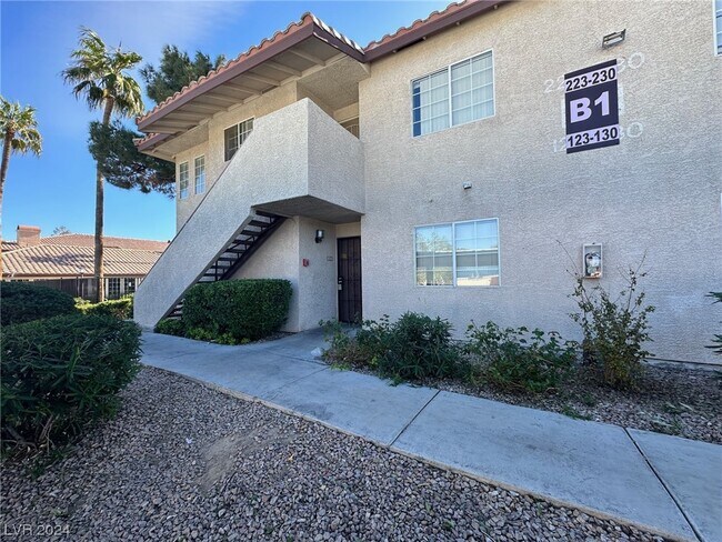 Building Photo - 6500 W Lake Mead Blvd
