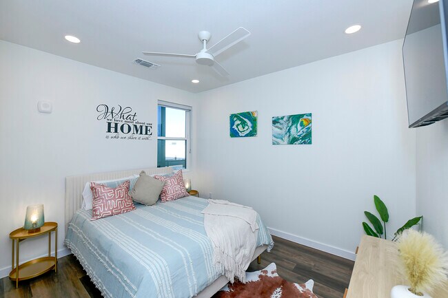 Building Photo - 2165 Gabriels Pl