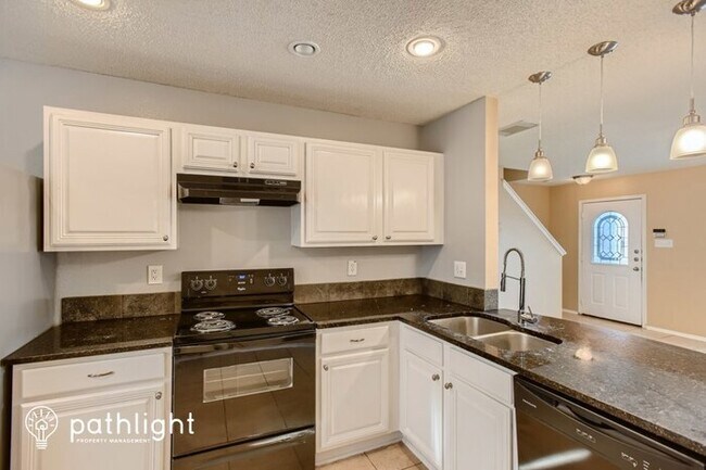 Foto del edificio - 27 Weathering Creek, San Antonio, TX, 78238
