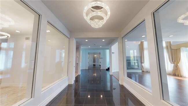 Foto del edificio - 22500 N Summit Ridge Cir