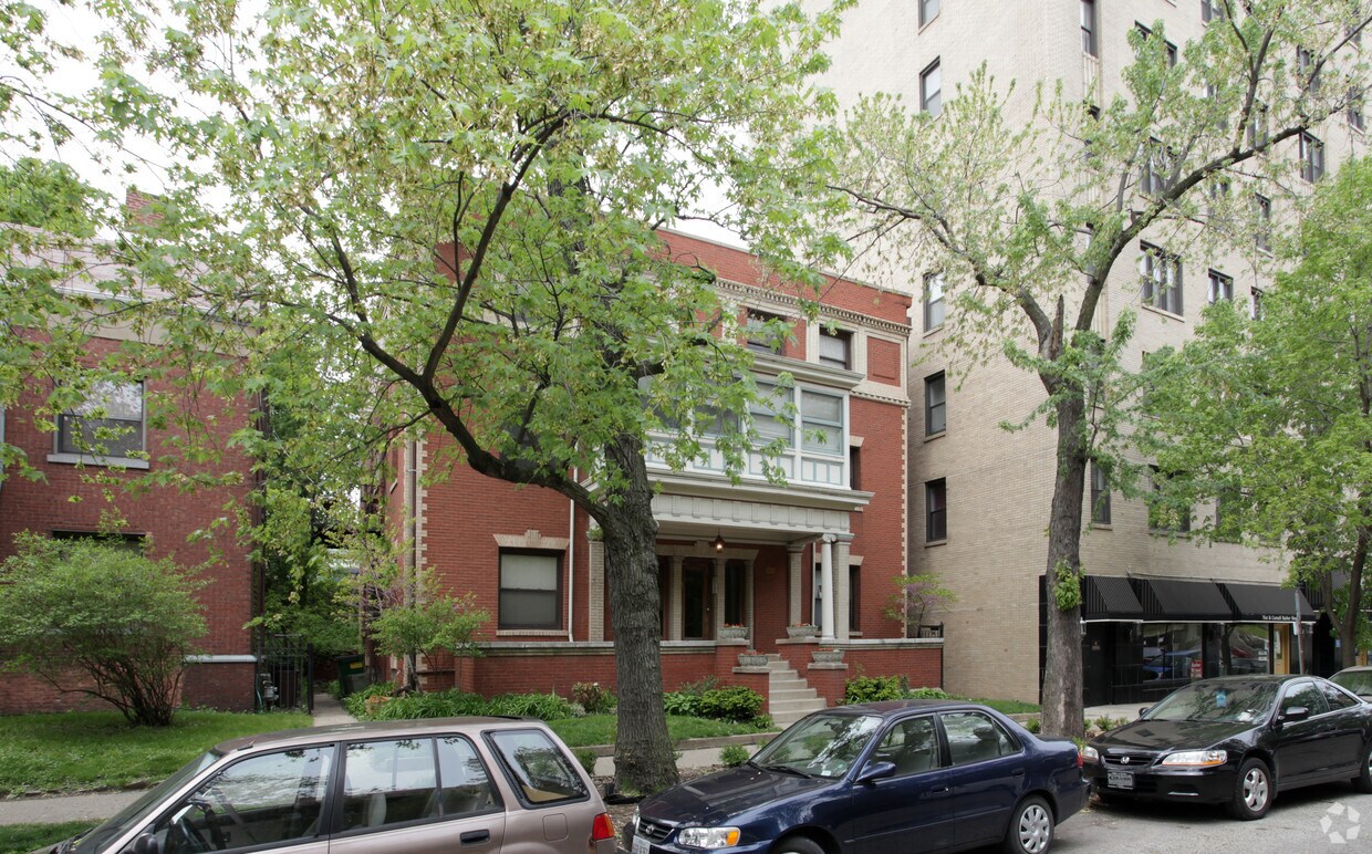 Building Photo - 5112-5114 S Cornell Ave