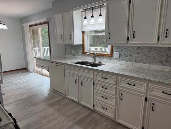 Foto del edificio - 13322 Vergennes St SE
