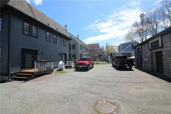 Foto del edificio - 87 Roseneath Ave