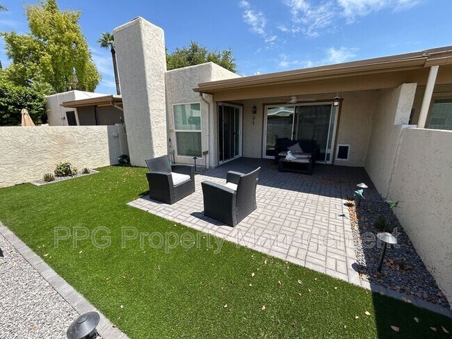 Foto del edificio - 26 S Desert Ave