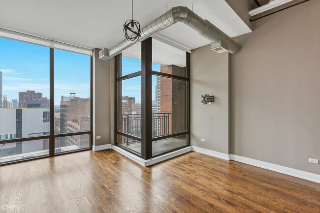 Building Photo - 520 S State St