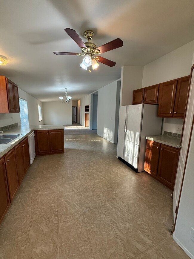 Foto del edificio - SPIRIT LAKE HOME (P#440)