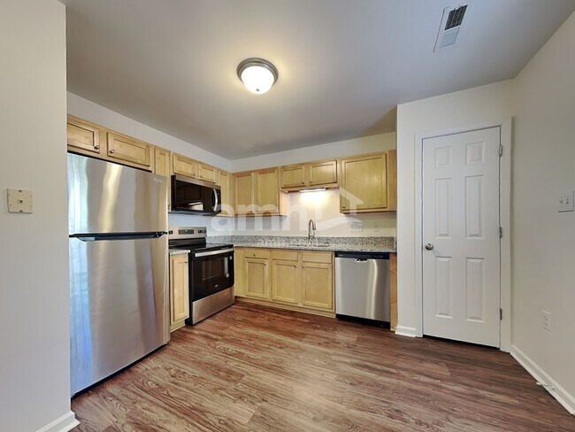 Foto del edificio - 67 Wolf Creek Ln