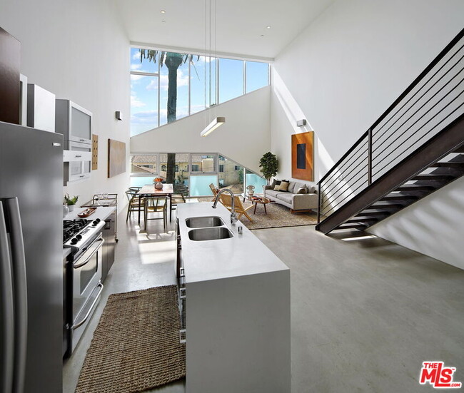 Foto del edificio - 803 Wilcox Ave