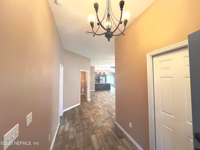 Building Photo - 651 Timbermill Ln