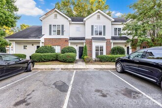 Building Photo - 6349 Mallard View Ln