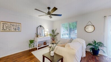 Building Photo - 6702 Desert Willow Way