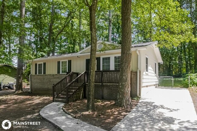 Foto del edificio - 436 Voyles Dr, Riverdale, GA 30274