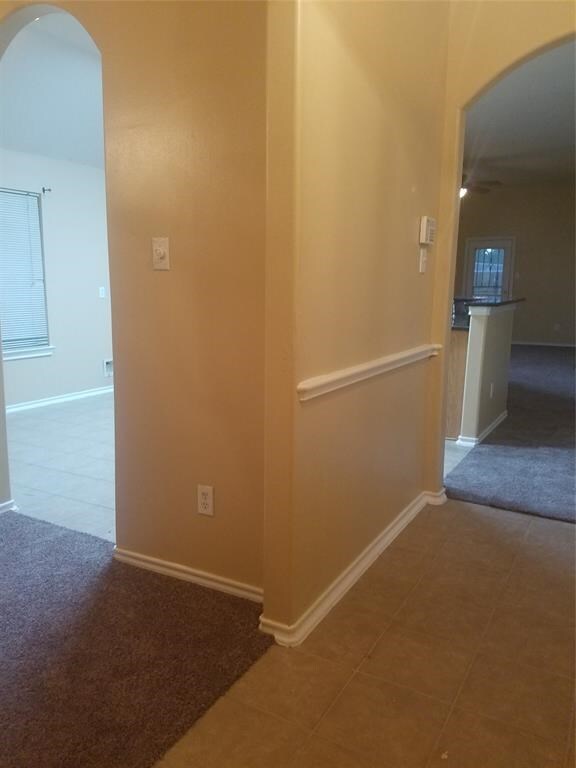 Foto del edificio - 9119 Melody Park Ln