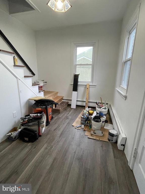 Foto del edificio - 925 Watson Rd