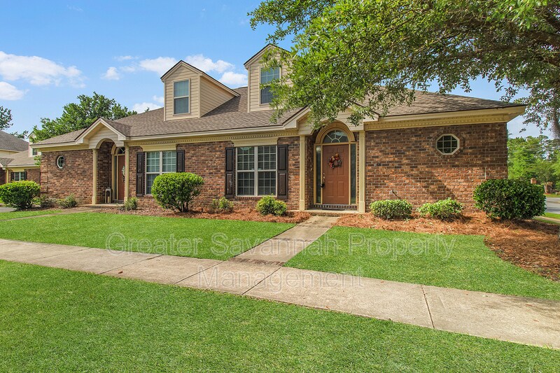 Foto principal - 201 Foxbury Square