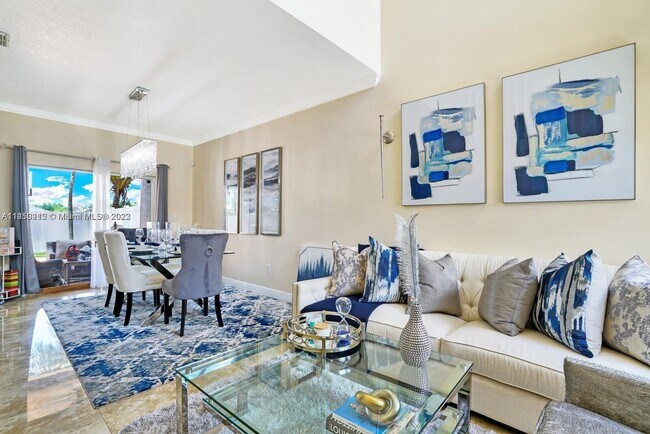 Foto del edificio - 12879 SW 49th Ct