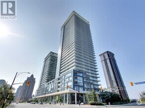 Building Photo - 360-360 Square One Dr