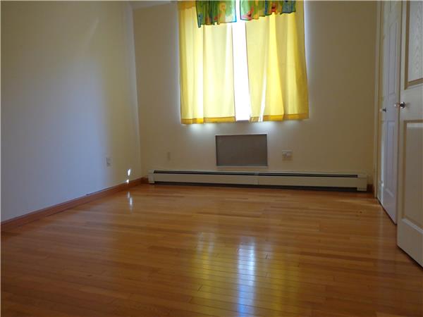 Building Photo - 220 Buttrick Ave