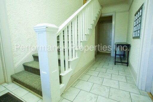 Foto del edificio - 1424 SW Montgomery St